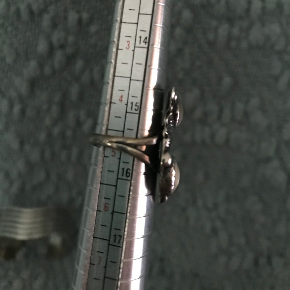 Southwestern Mother of Pearl Sterling Silver Ring - Picture 3 of 3